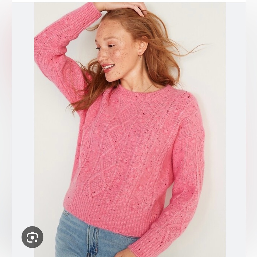 Old Navy Women's Pink Crew Neck Sweater